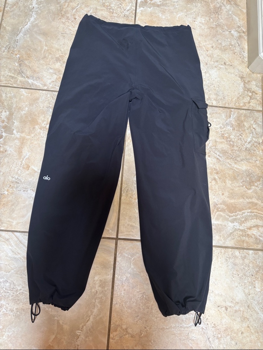 Alo yoga midrise cargo pant small new